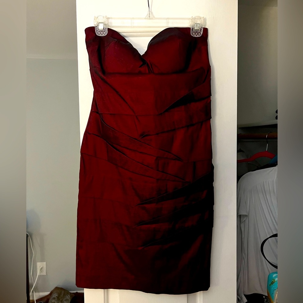 Simply Liliana Red Metallic Strapless Cocktail dress, Size 16
